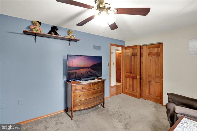 536 GRINGS HILL RD, Reading, PA 19608