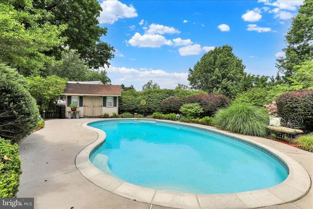 536 GRINGS HILL RD, Reading, PA 19608