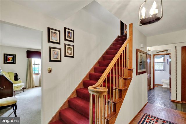 536 GRINGS HILL RD, Reading, PA 19608