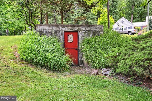 536 GRINGS HILL RD, Reading, PA 19608