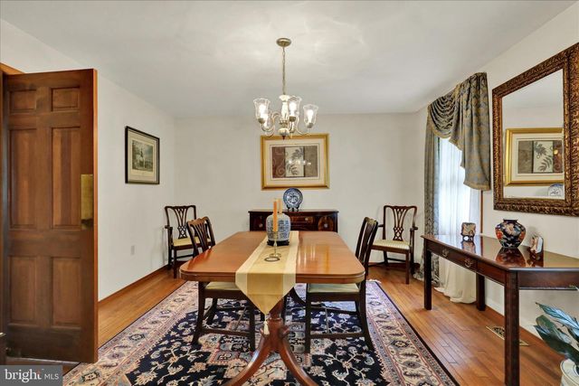 536 GRINGS HILL RD, Reading, PA 19608