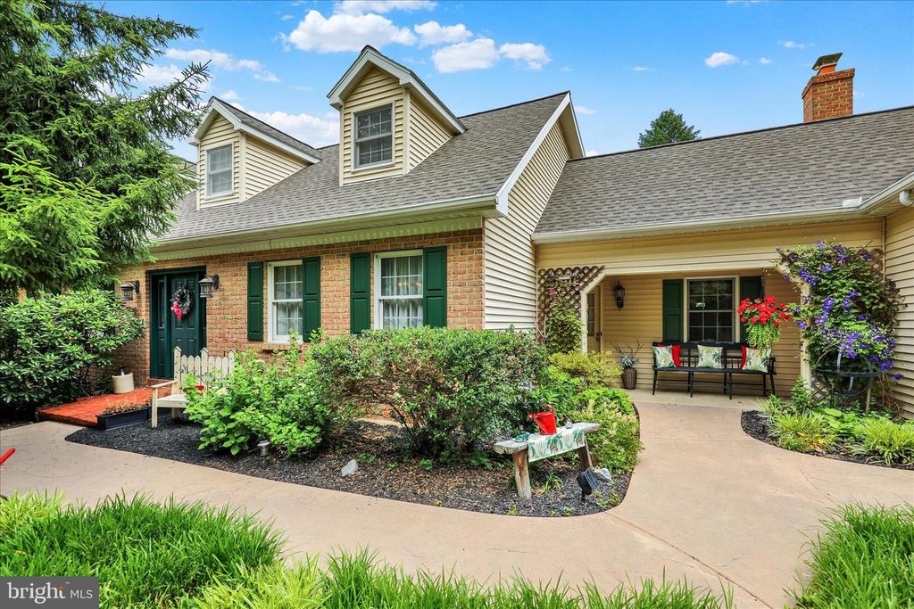 536 GRINGS HILL RD, Reading, PA 19608