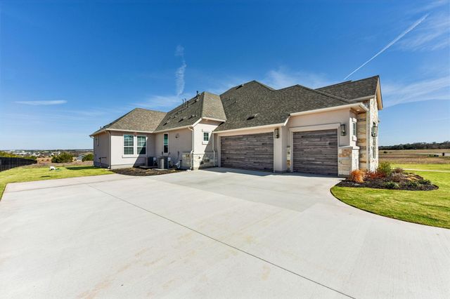 1001 Doelling DR, Florence, TX 76527