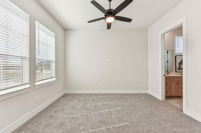 1001 Doelling DR, Florence, TX 76527