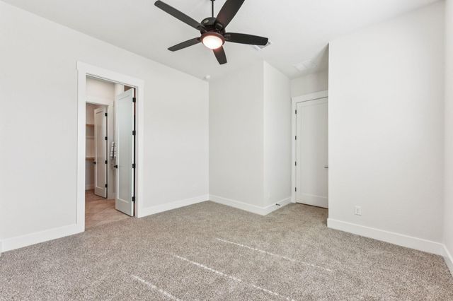 1001 Doelling DR, Florence, TX 76527