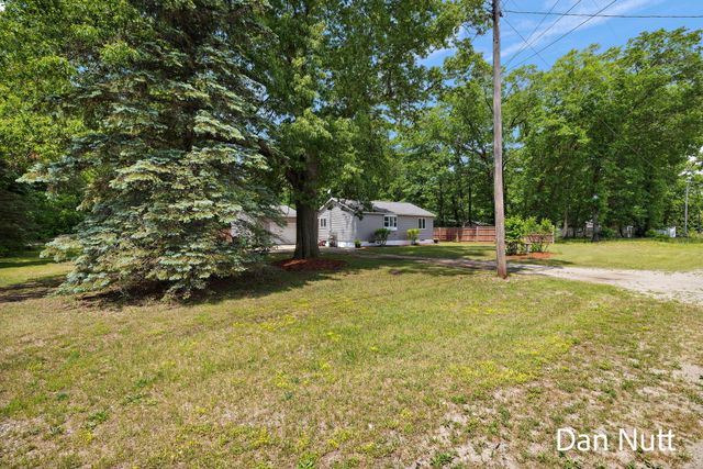 107 N Densmore Street, Muskegon Twp, MI 49442