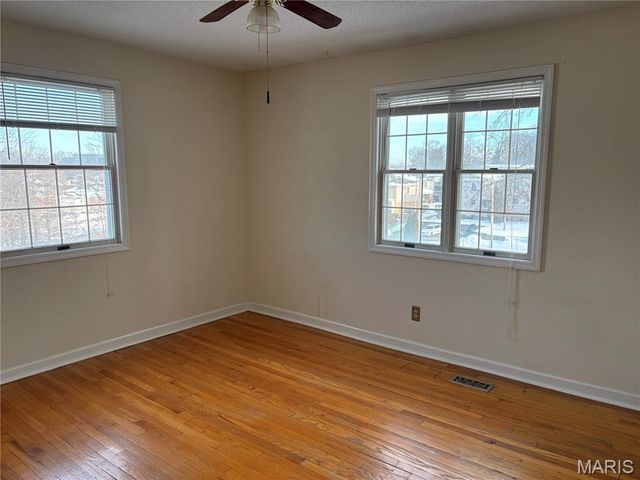 1763 High School Drive, St Louis, MO 63144