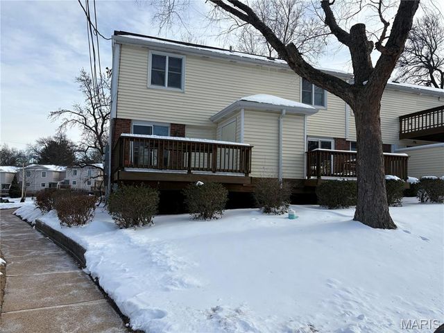 1763 High School Drive, St Louis, MO 63144