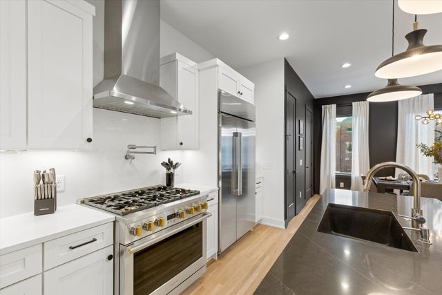 1203 6th Ave, N, Nashville, TN 37208