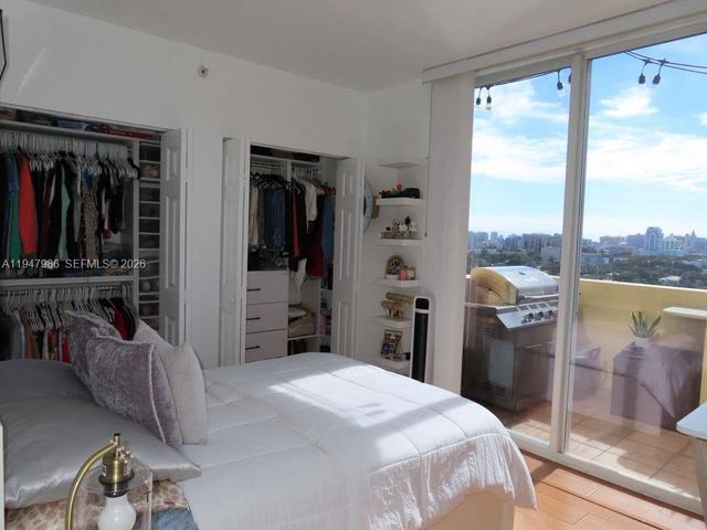 215 SW 42nd Ave PH08, Miami, FL 33134