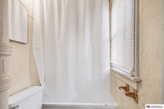 1503 Berry Avenue, Omaha, NE 68107