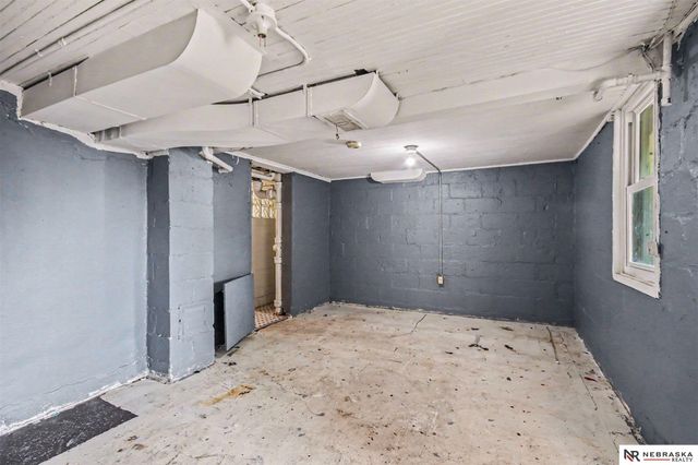 1503 Berry Avenue, Omaha, NE 68107