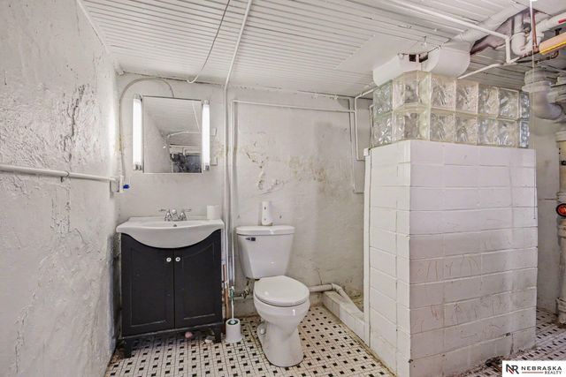 1503 Berry Avenue, Omaha, NE 68107