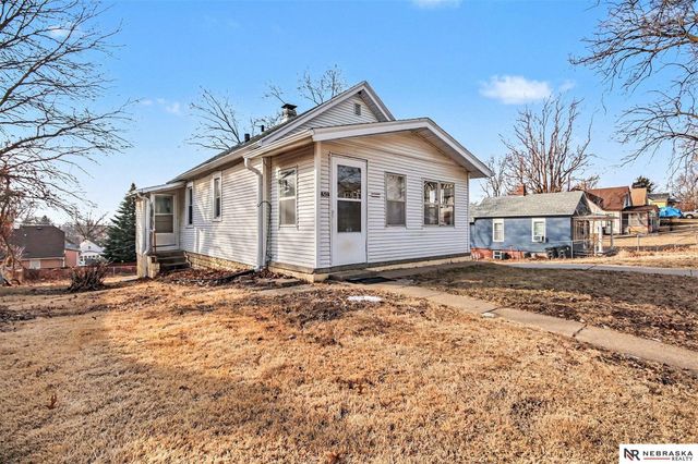 1503 Berry Avenue, Omaha, NE 68107