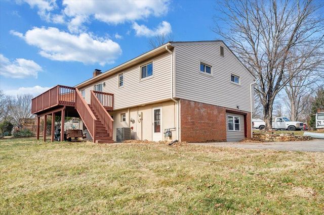 3850 Bower RD, Roanoke, VA 24018