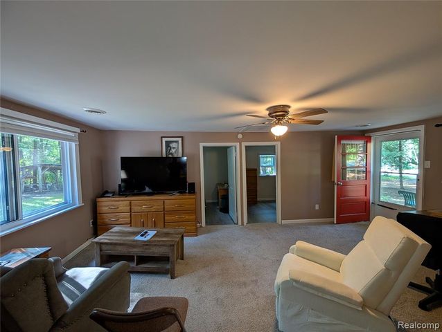 3821 S Townline Road, Prudenville, MI 48651