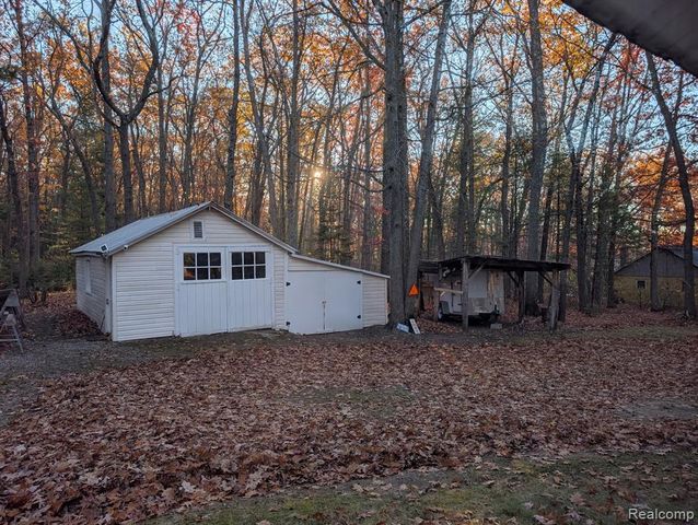 3821 S Townline Road, Prudenville, MI 48651