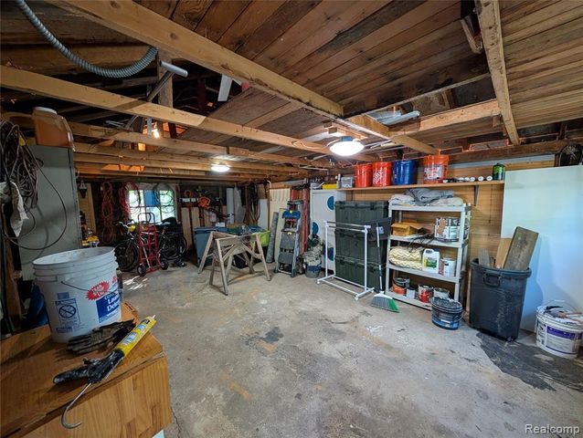 3821 S Townline Road, Prudenville, MI 48651