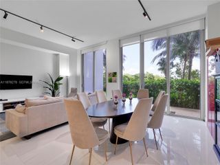 16385 Biscayne Boulevard 105, North Miami Beach, FL 33160