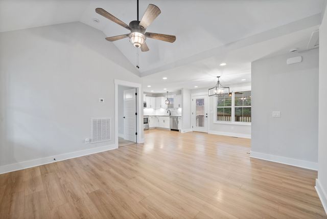 205 Maple St, Adams, TN 37010