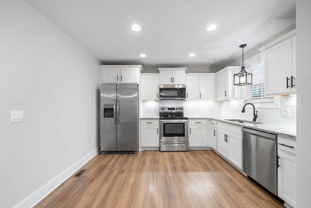 205 Maple St, Adams, TN 37010