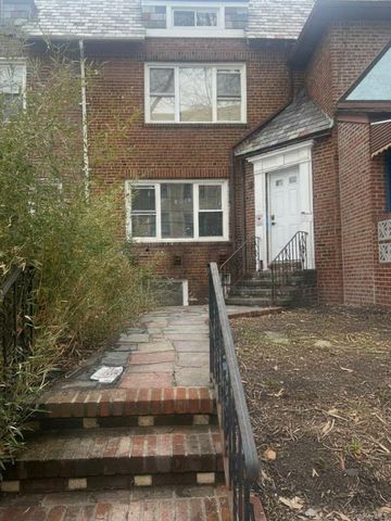 9307 69th Avenue, Forest Hills, NY 11375