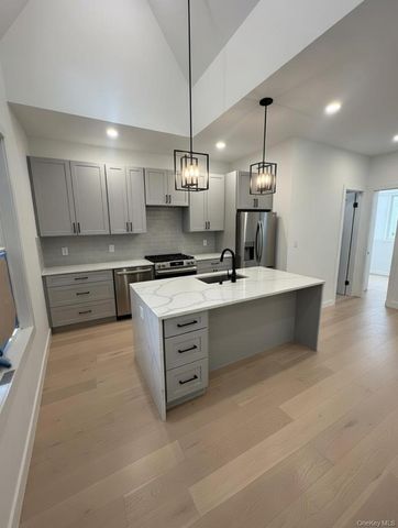 9307 69th Avenue, Forest Hills, NY 11375