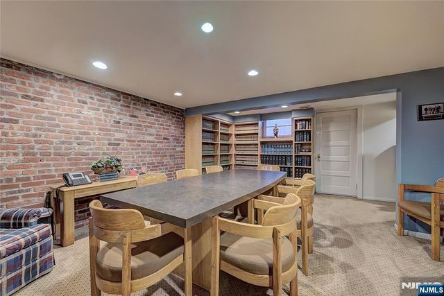 10 Prospect Street, Verona, NJ 07044