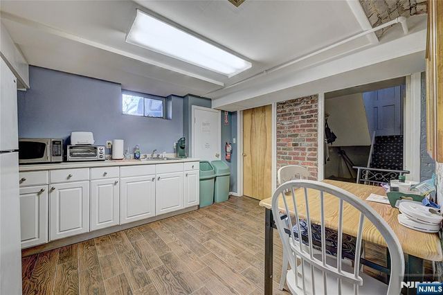 10 Prospect Street, Verona, NJ 07044
