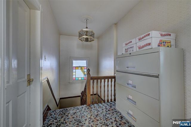 10 Prospect Street, Verona, NJ 07044