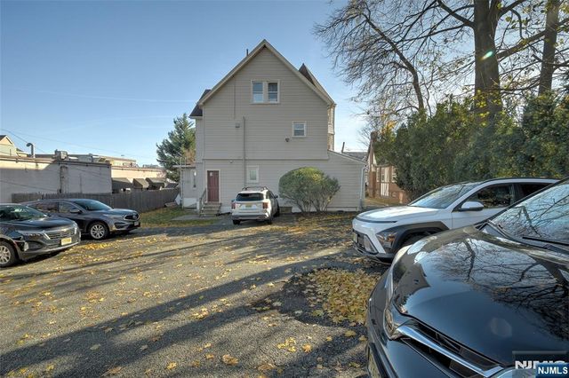 10 Prospect Street, Verona, NJ 07044