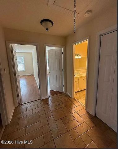 615 Willbrook Circle, Sneads Ferry, NC 28460