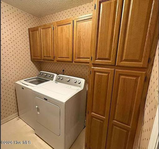 615 Willbrook Circle, Sneads Ferry, NC 28460