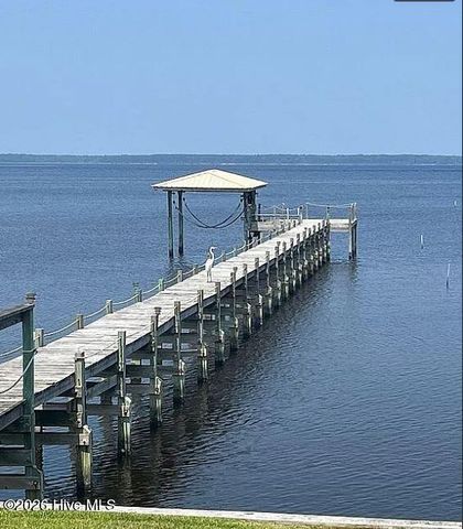 615 Willbrook Circle, Sneads Ferry, NC 28460