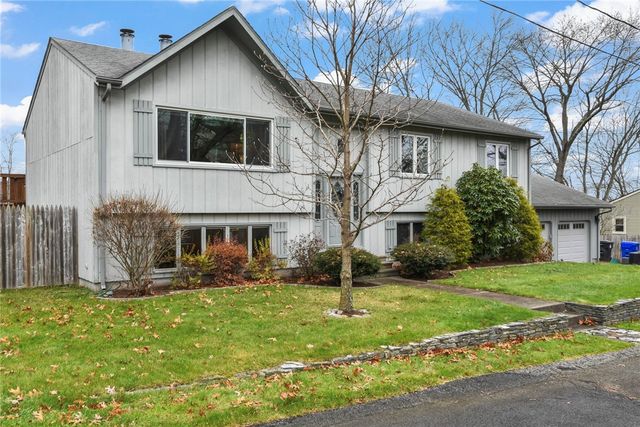 11 Genoa Street, North Providence, RI 02904