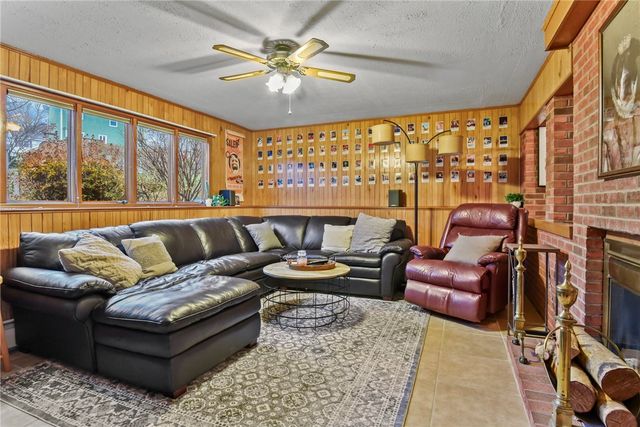 11 Genoa Street, North Providence, RI 02904