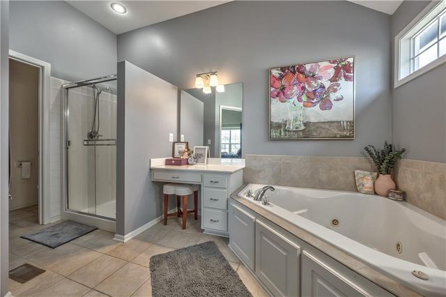 4605 NE 105th Street, Kansas City, MO 64156