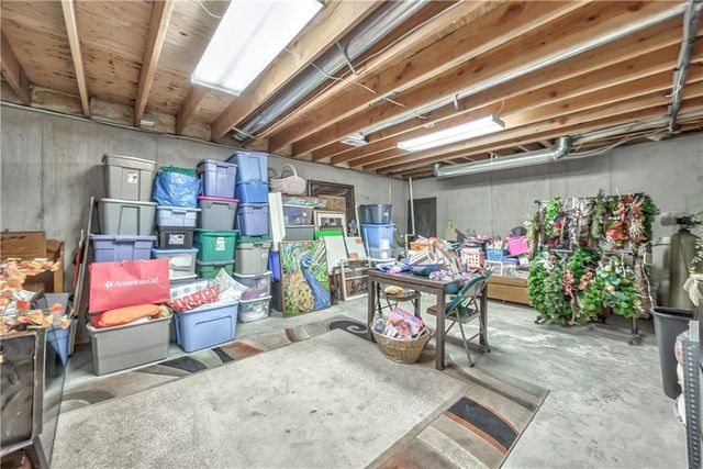 4605 NE 105th Street, Kansas City, MO 64156