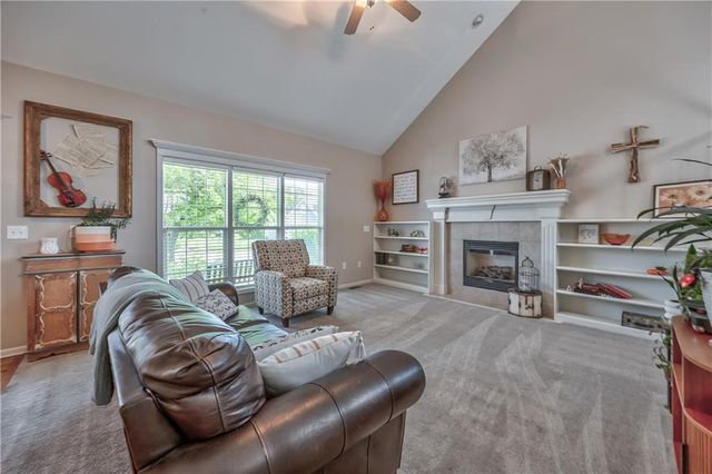 4605 NE 105th Street, Kansas City, MO 64156