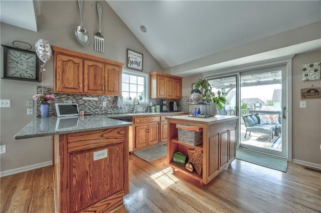 4605 NE 105th Street, Kansas City, MO 64156