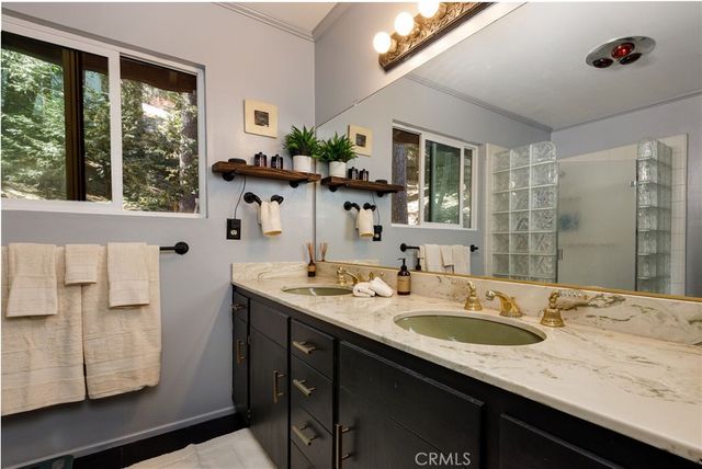 24611 Valle Drive, Crestline, CA 92325