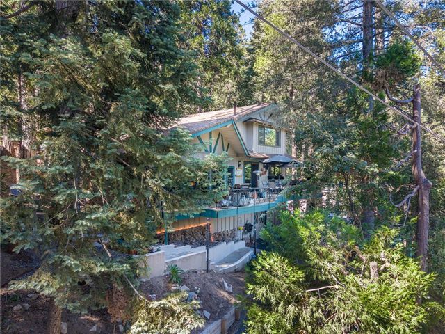 24611 Valle Drive, Crestline, CA 92325