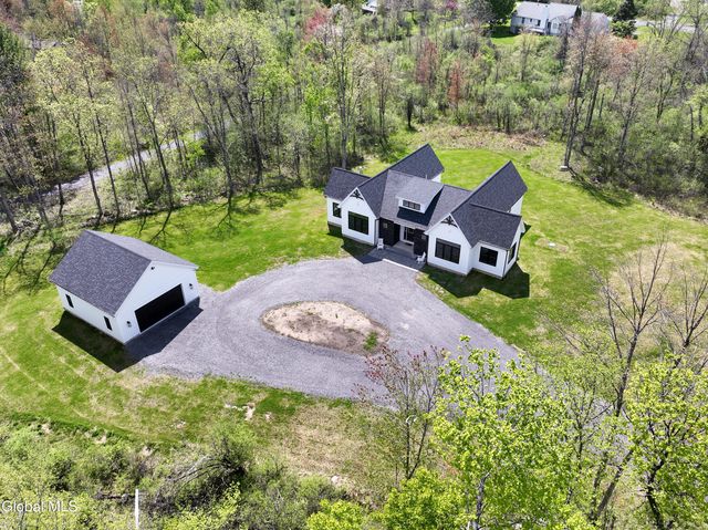 45 Onderdonk Road, Glenville, NY 12302