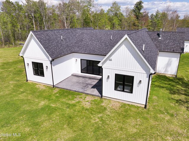 45 Onderdonk Road, Glenville, NY 12302