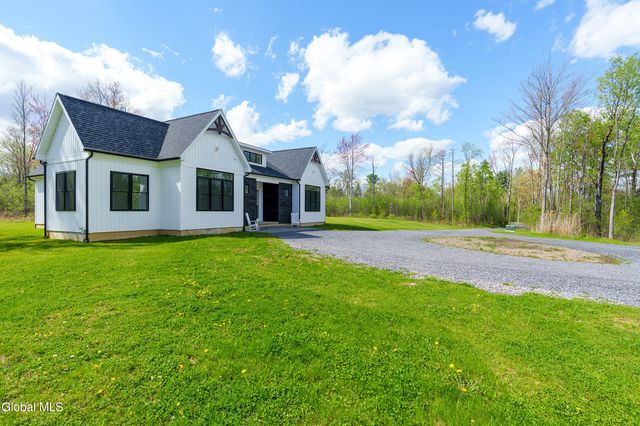 45 Onderdonk Road, Glenville, NY 12302