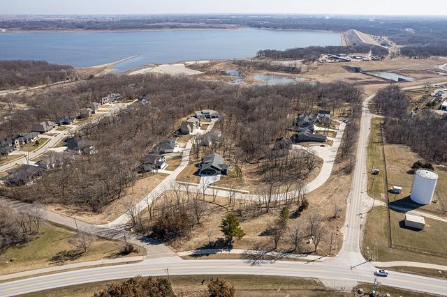 6254 Pinnacle Place, Johnston, IA 50131