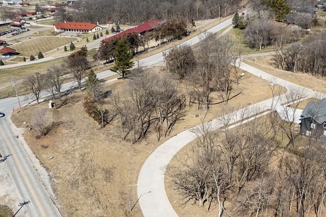 6254 Pinnacle Place, Johnston, IA 50131