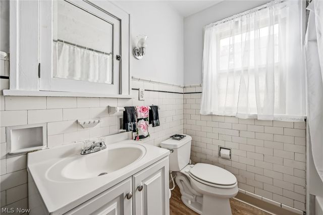 15 S Portland Avenue, Youngstown, OH 44509