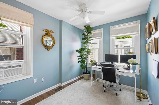 1611 S ORKNEY ST, Philadelphia, PA 19148