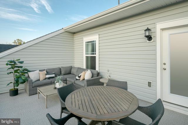 1801 BETTERTON RD, Essex, MD 21221